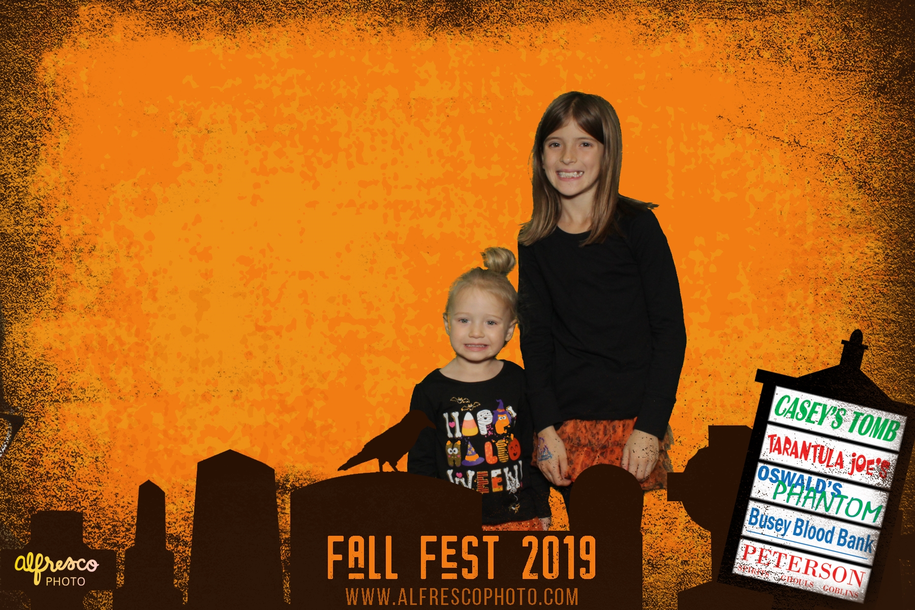 Naper Plaza Fall Fest | View more photos from the event at events.alfrescophoto.com/u/AlfrescoPhoto/Naper-Plaza-Fall-Fest